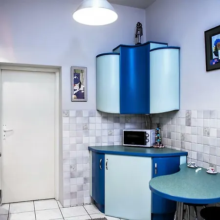 Apartament Elinor *